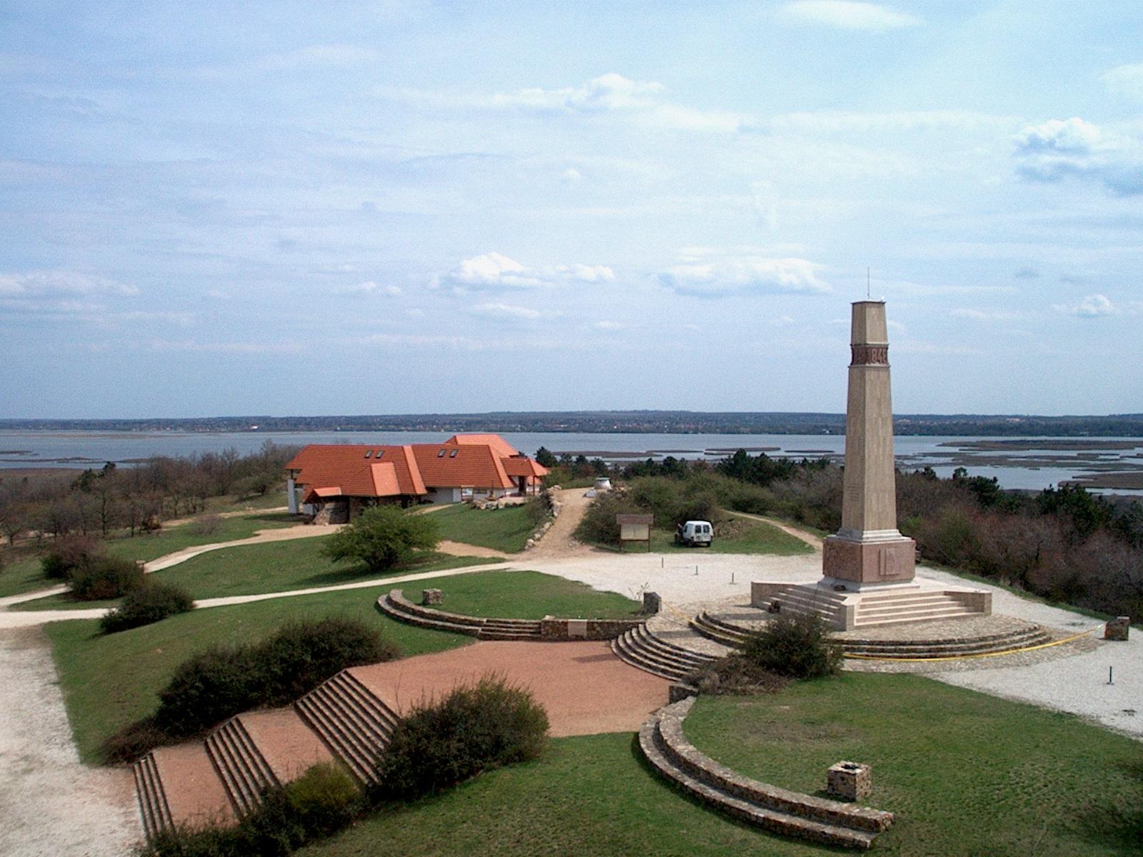Katonai emlékpark